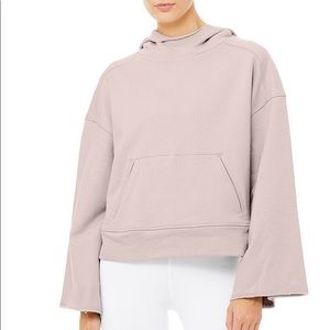 ALO YOGA Low Key Hoodie in Lavender Cloud S